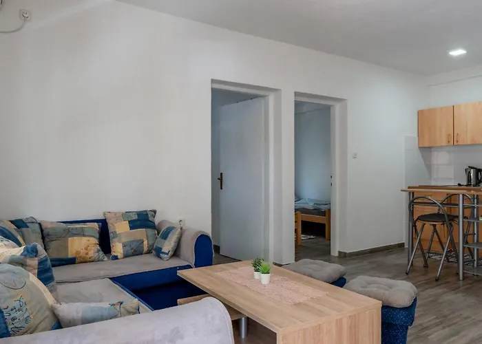 Apartamento Tusla 2 By Interhome