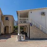 Tusla 2 By Interhome Apartamento Vir