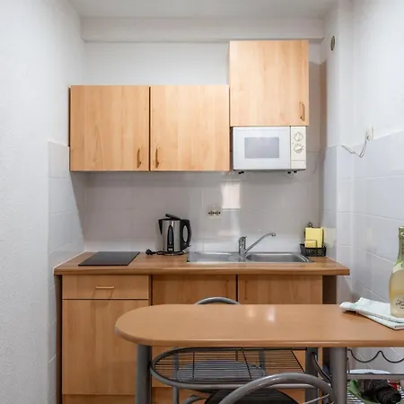 Tusla 2 By Interhome * Вир